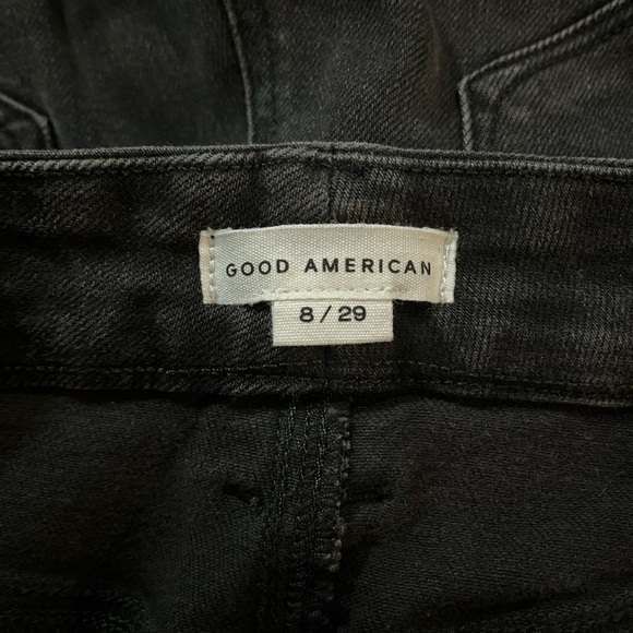 Good American Good Classic High Rise Slim Straight Jeans -  Black271 - Picture 7 of 8